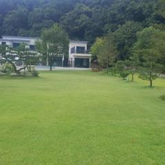 Wonju Gwirae 630 Dog Pool Villa