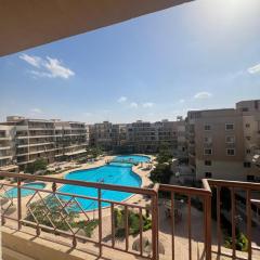 Apartment in Pearl Pyramids Compound