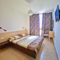 Suite on the Bat Yam seashore