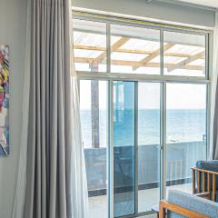 Spacious Beachfront Condo -AC - WIFI, Uroa Escape Zanzibar