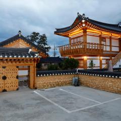 Hanok stay Mokhyang