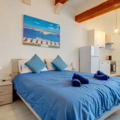 Charming Studio close to the Promenade