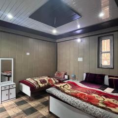 Hotel Himalayan Holidays