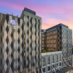 DoubleTree by Hilton Vientiane