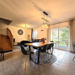 Le Clos Andrée - Charmante maison 8 personnes - 5 lits - Climatisation réversible - Parking 3 véhicules - Garage - Zone Nord Montauban - Terrasse et jardin