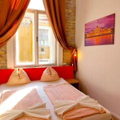 GoodMo Budapest Smart Rooms