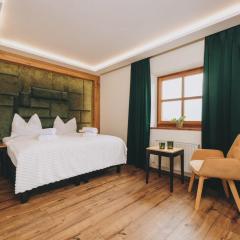 Hotel Gasthof Mitteregger - BEST PLACE in town with summercard included
