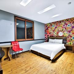 Khan Motel