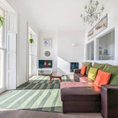 Marine Parade Sea View - by Brighton Holiday Lets