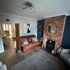 April Cottage Ringwood