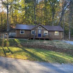 Carlton Cabin at Lake of Egypt 500 Sq Ft