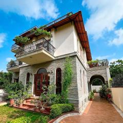 Chanoud House