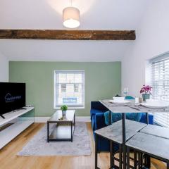 Sleeps 4, Duplex Apartment, Long Term Disc