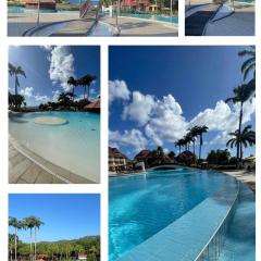 Couleur caraïbes-Ti créole appartement pierre et vacances accès plage et piscine