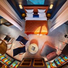 Zorba&Bond Boutique Hotel