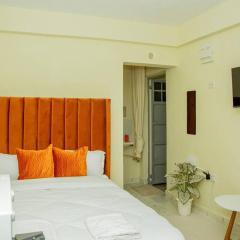 Glisten Studio with free WIFI and Netflix
