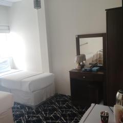 مكة المكرمة غرف عائلية قريب من الحرم فندق ROOM IN HOTEL near ALHARAM