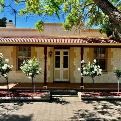 Telegraph Cottage