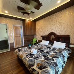 Everest Guest House