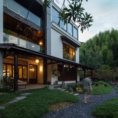 Chillmont Resort