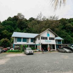 Riverbank Dungun Guesthouse & Cafe