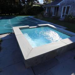 Modern Comfy Retreat Patio Outdoor Salt Hot Tub