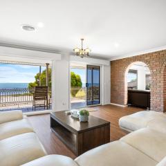 Clifton Springs Ocean View House With Woodfire Oven and BBQ