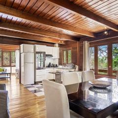 Chalet Flambwayan, quiet, peaceful and well located