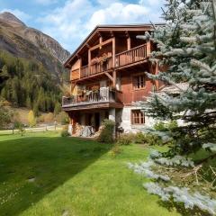 CASA-Chalet Brizolée lake-view chalet in Tignes close to ski area