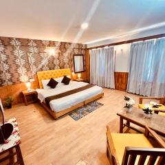 The Ganga Lodge - Affordable Luxury Stay Near Mall Road Manali