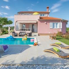 Cozy Home In Pula With Wifi