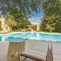Gorgeous Home In Bale With Wifi