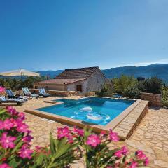 2 Bedroom Nice Home In Stari Grad