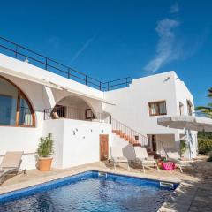 Villa in Jesus near Talamanca Beach