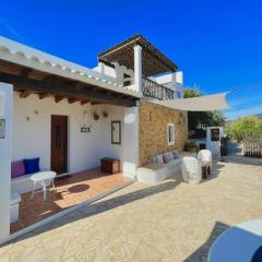 Holiday Home San Jose near Stunning Beaches