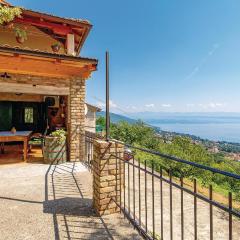 1 Bedroom Gorgeous Apartment In Lovran