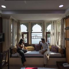 Hide-In Udaipur - A Lake View Boutique Hotel