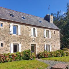 6 Bedroom Lovely Home In Tréguier