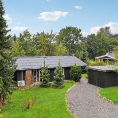 Stunning Home In Fårvang With Wifi