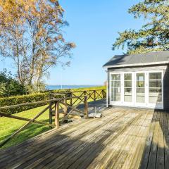 2 Bedroom Stunning Home In Ølsted