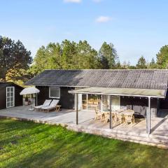4 Bedroom Amazing Home In Rødby