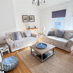 Harbour Retreat Padstow - Entire Apartment in the beautiful old town of Padstow Harbour