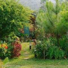 Anna Little Garden - Homestay Sóc Sơn - Thong House