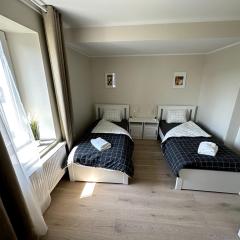 Helfant Luxembourg Deluxe Double Room 3