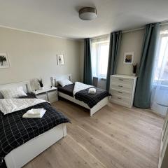 Helfant Luxembourg Deluxe Double Room 5