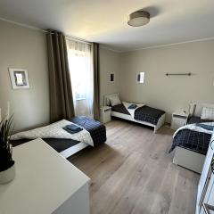 Helfant Luxembourg Deluxe Triple Room 6