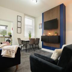 Myrtle House - Spacious 4 Bed, FREE Parking & Close to the City Centre, Great for Contractors, Groups & Families - Hosted by Stay Host Save