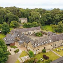 Barn Cottage - Family-Friendly Cottage with Heated Indoor Pool