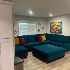 Fire Pit, Hot Tub, Theater, Deck, Downtown Oasis