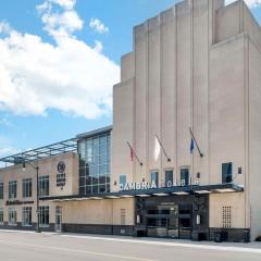 Cambria Hotel Detroit Downtown